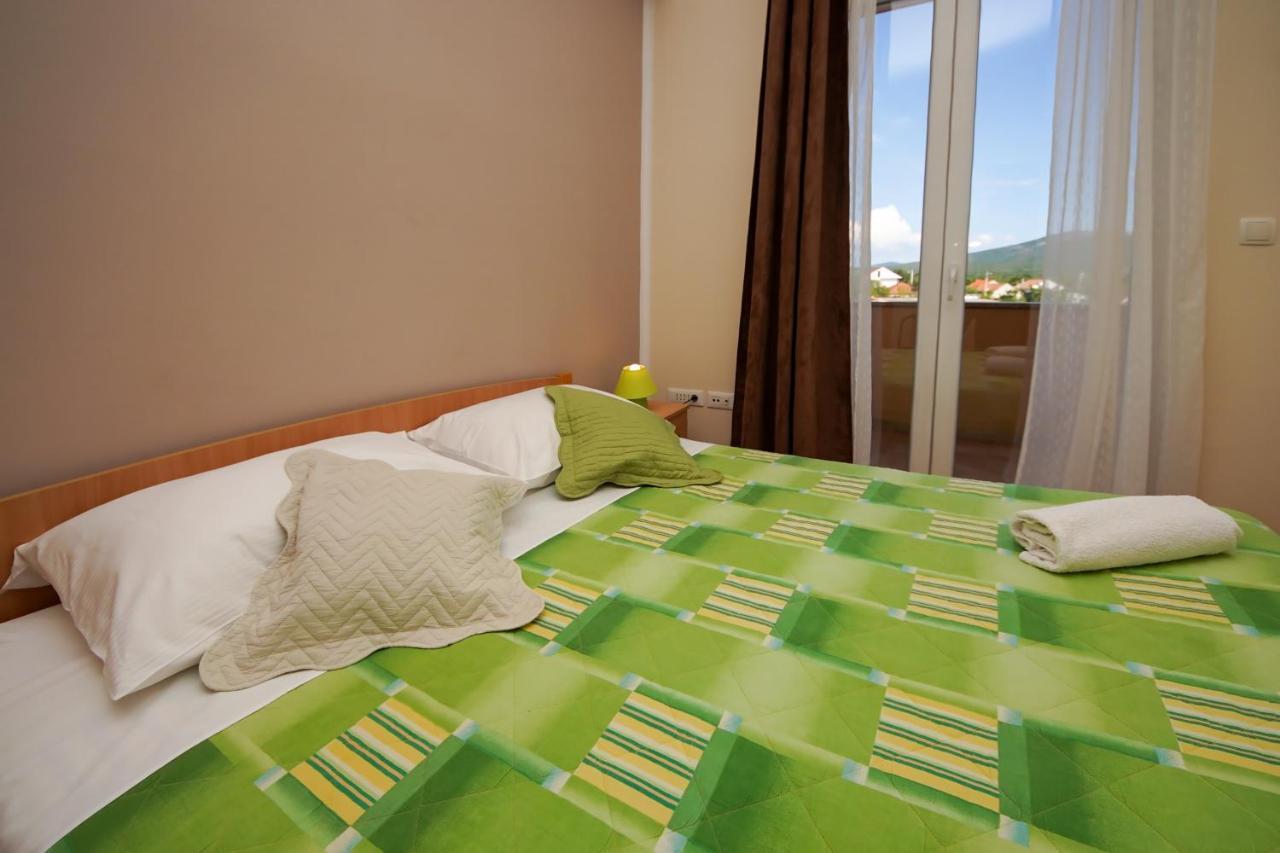 Guest Accommodation Slapovi Krke Lozovac Exterior photo